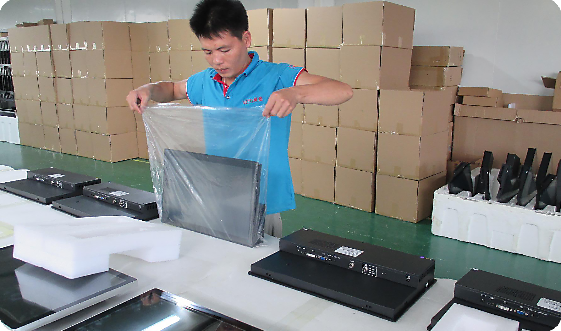 VETO digital signage manufacturer VETO digital signage manufacturer