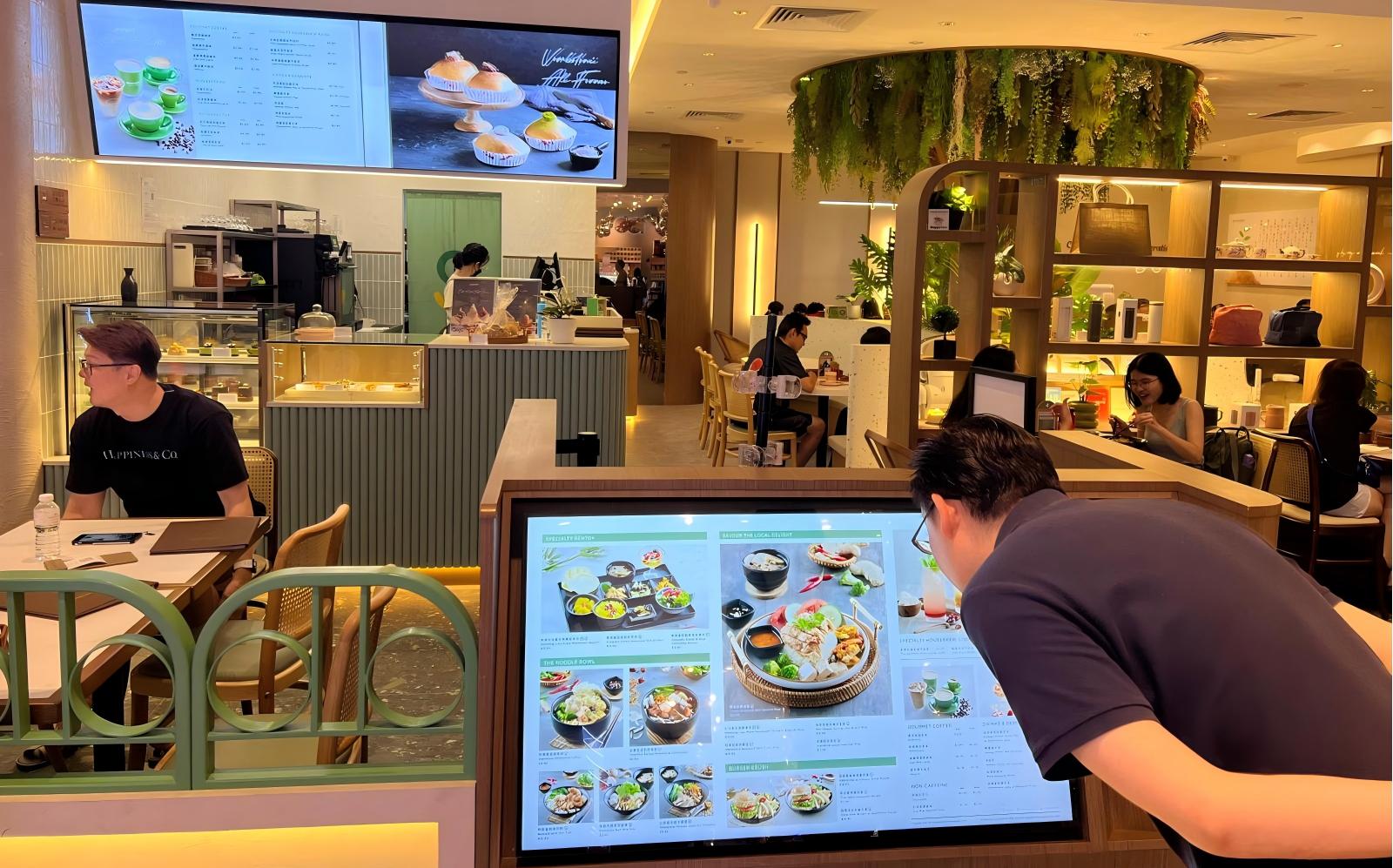 digital signage and displays