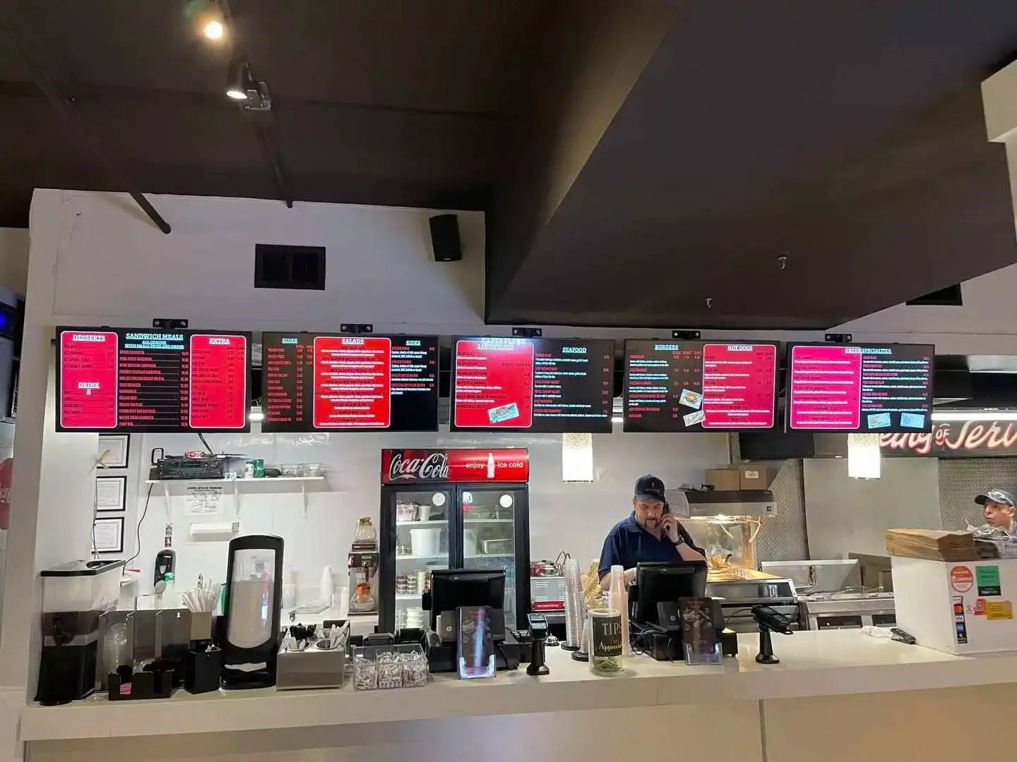 hotel digital signage