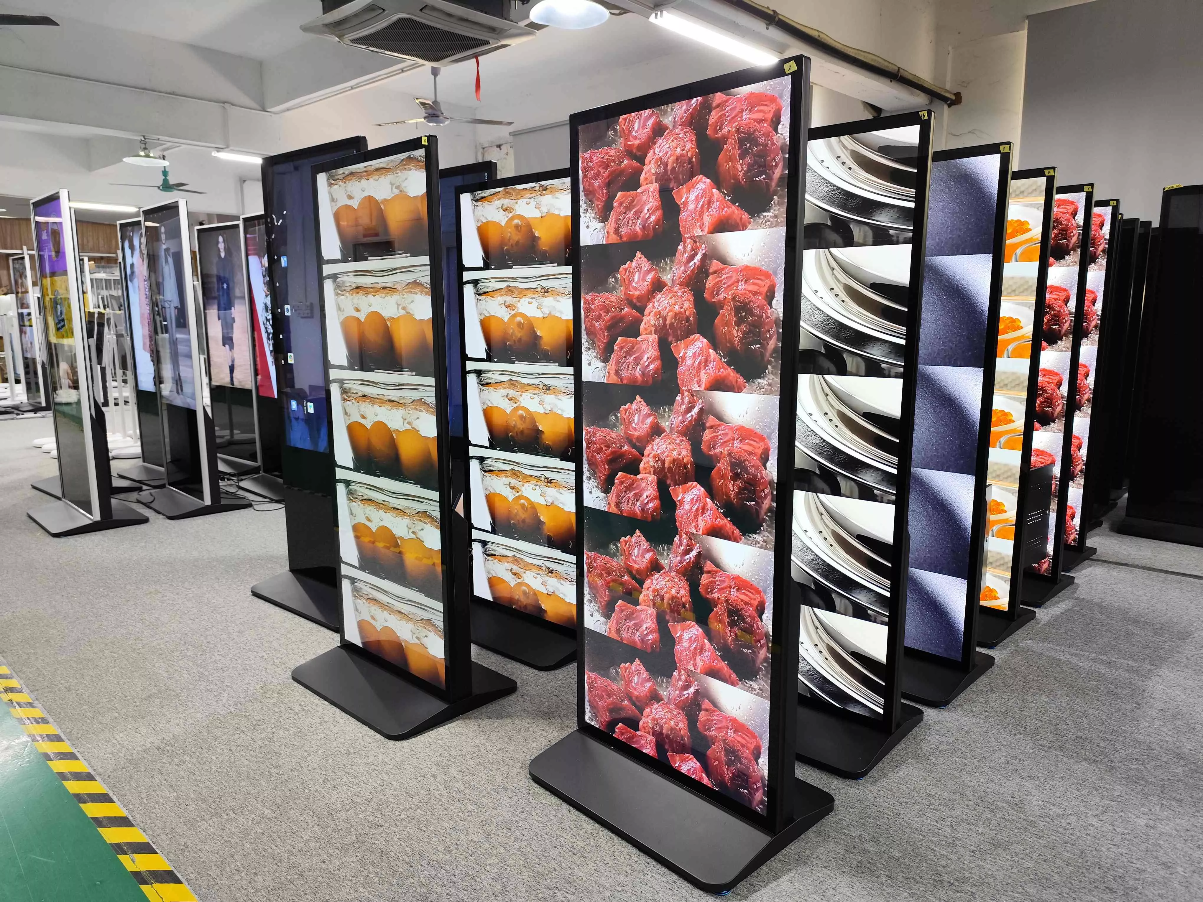 full screen digital signage