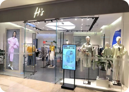 in store digital signage